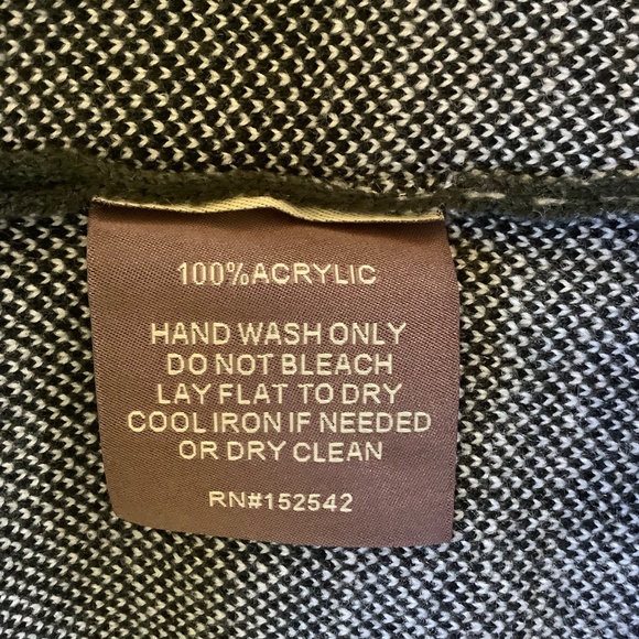 Patricia Nash Classic Crisscross Cape Dark Olive SZ M/L - Picture 16 of 16